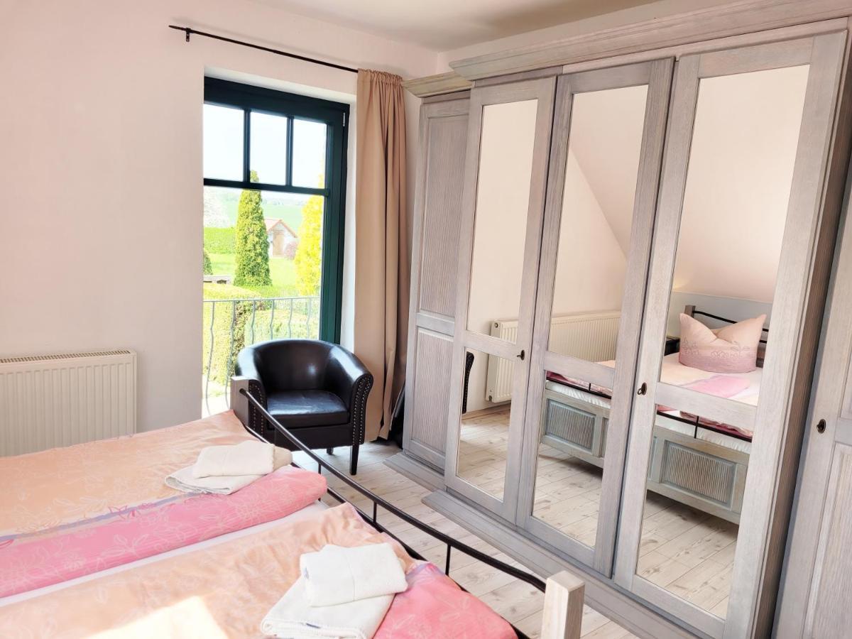 Pension Landhaus Teichgraf Wolgast Ngoại thất bức ảnh